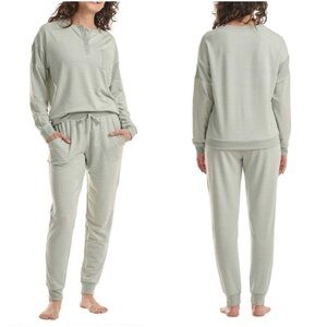 Splendid sage green and white stripe 2 piece loungewear set Size XL